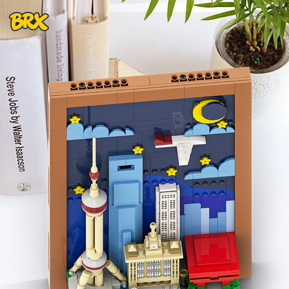 CITY POSTCARD- SHANGHAI